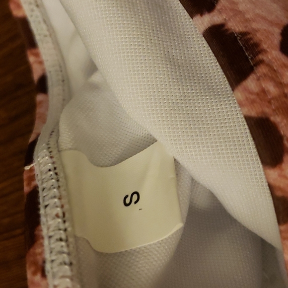 Combor High Waist Leopard Bikini Set in White & Leopard Size S - Picture 11 of 14